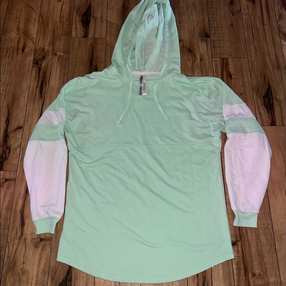 beach sweatshirt